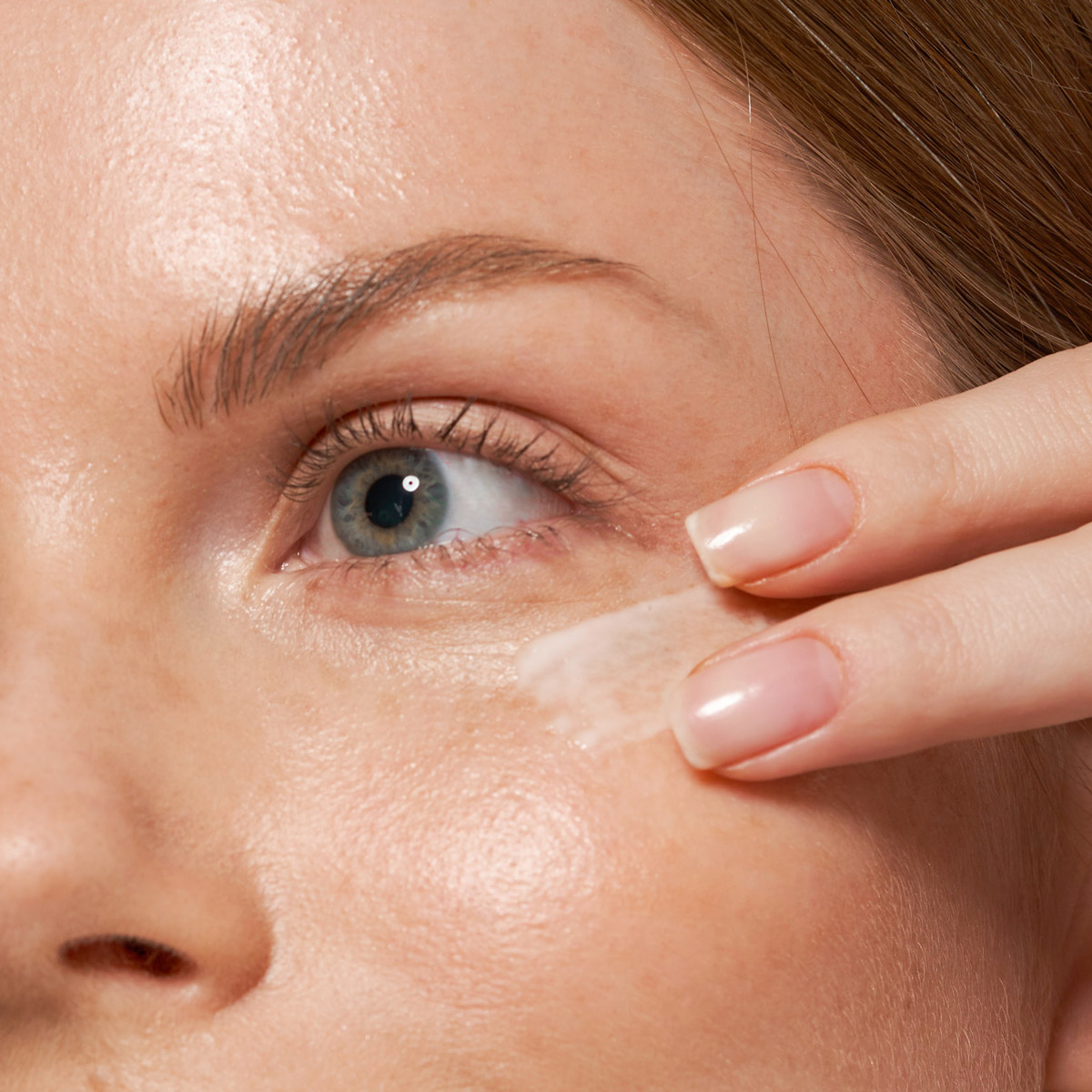 Крем-флюид для кожи вокруг глаз с церамидами и гиалуроновой кислотой 2
