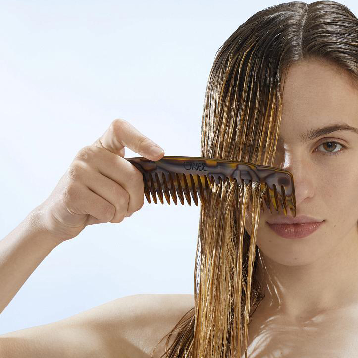 Шампунь для облегчения расчёсывания волос 2